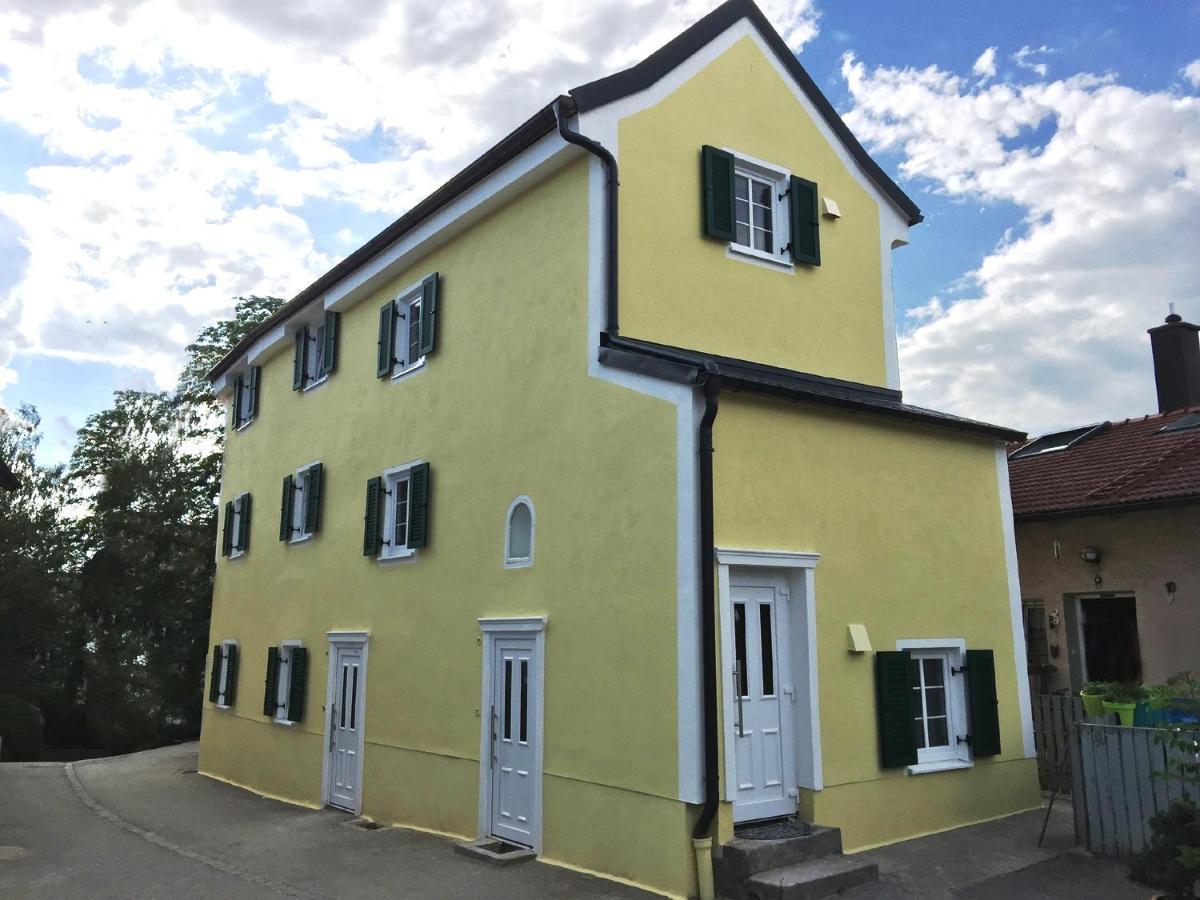 Haus Am Eck - Gaestehaus Und Appartements Altötting Екстериор снимка