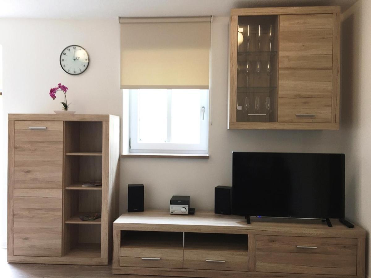 Haus Am Eck - Gaestehaus Und Appartements Altötting Екстериор снимка